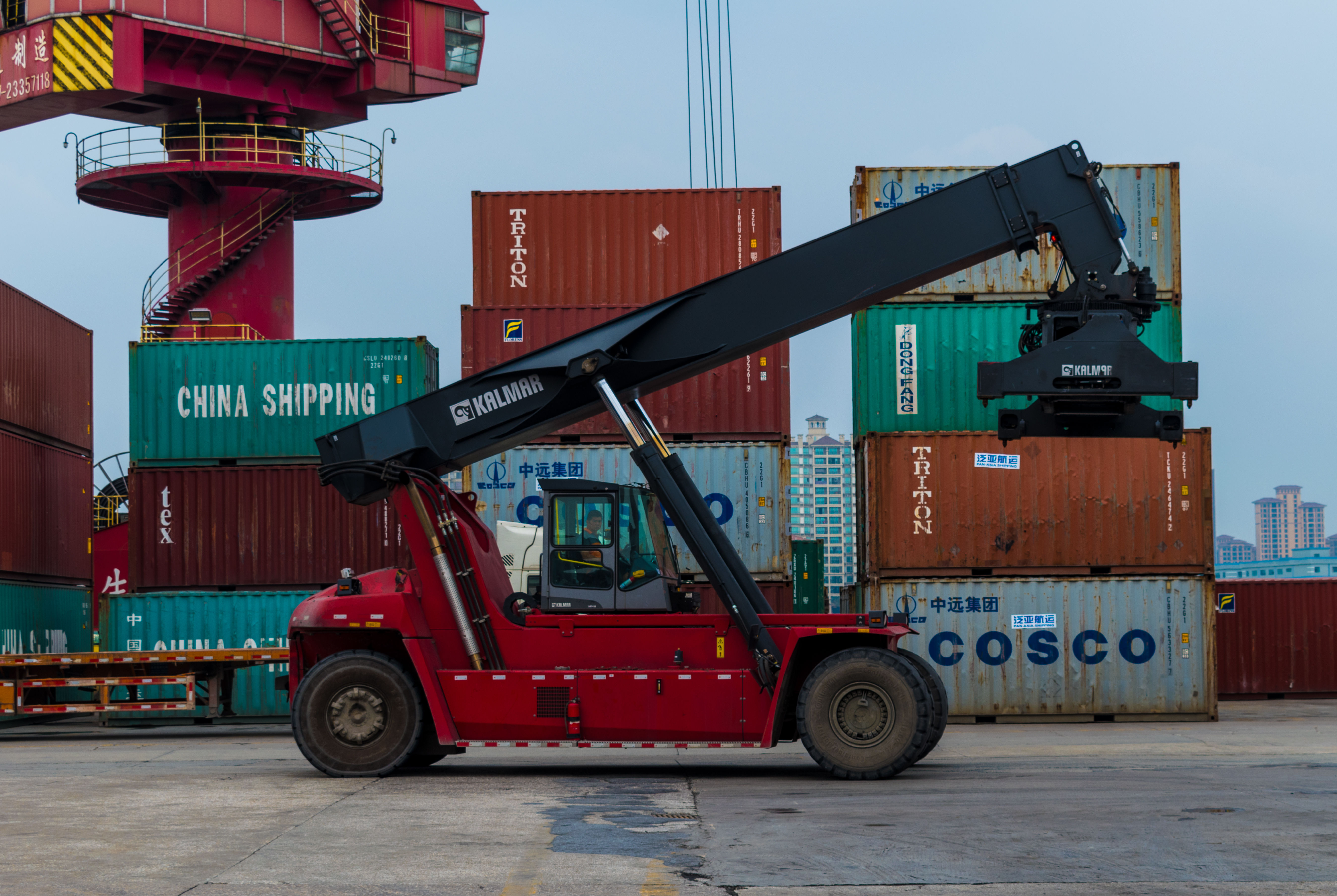 ���ڼ�װ�亣½��������